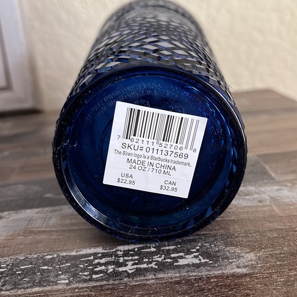 Starbucks 2022 Venti 24oz Holiday Jewel Tumbler - Picture 3 of 3